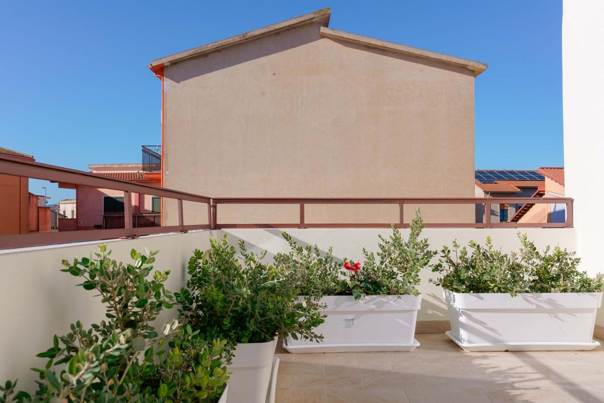 Guest House Deidda - Ts Rooms B&B San Sperate Exterior foto